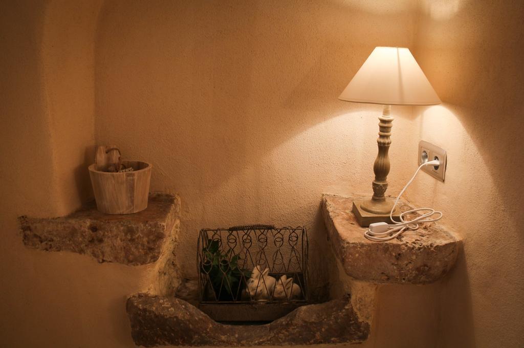 Gite Marceline Saint-Guilhem-le-Desert Room photo